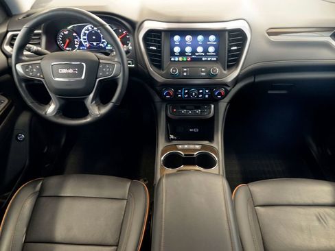 Used 2022 GMC Acadia AT4 w/ Technology Package image 17