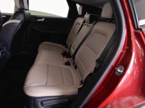 Used 2022 Ford Escape SEL FWD image 9