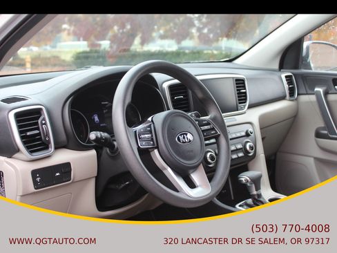 Used 2022 Kia Sportage LX FWD image 9