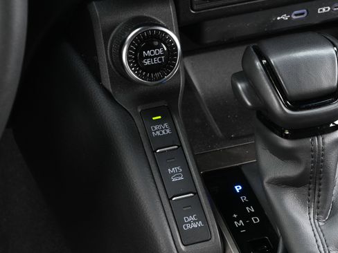 Used 2024 Toyota Land Cruiser image 22