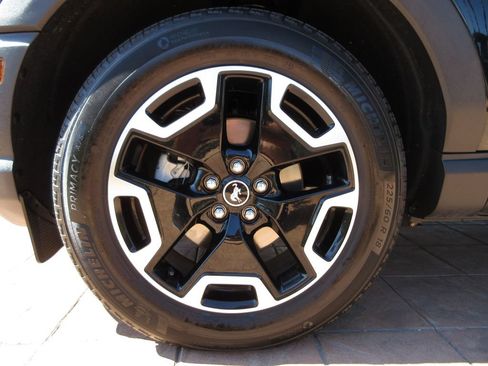 Certified 2023 Ford Bronco Sport Outer Banks AWD/4WD image 8