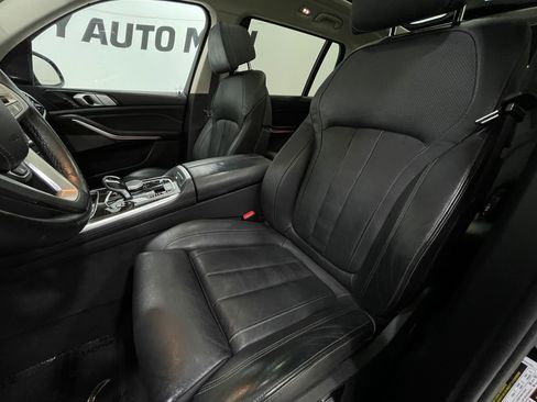 Used 2019 BMW X7 xDrive40i w/ Premium Package AWD/4WD image 14