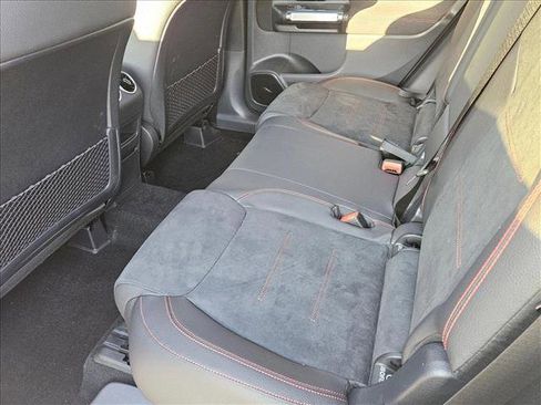 New 2025 Mercedes-Benz GLB 250 image 14