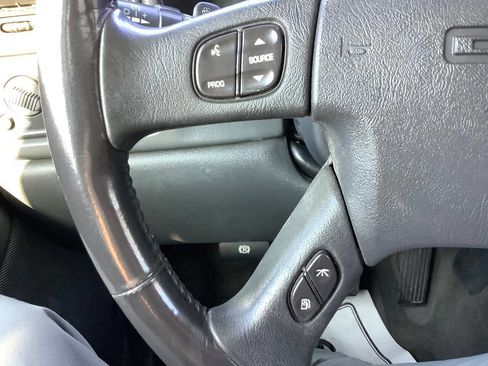 Used 2003 GMC Sierra 2500 SLE w/ Skid Plate Package image 51