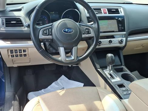 Used 2017 Subaru Outback 2.5i Limited AWD/4WD image 19