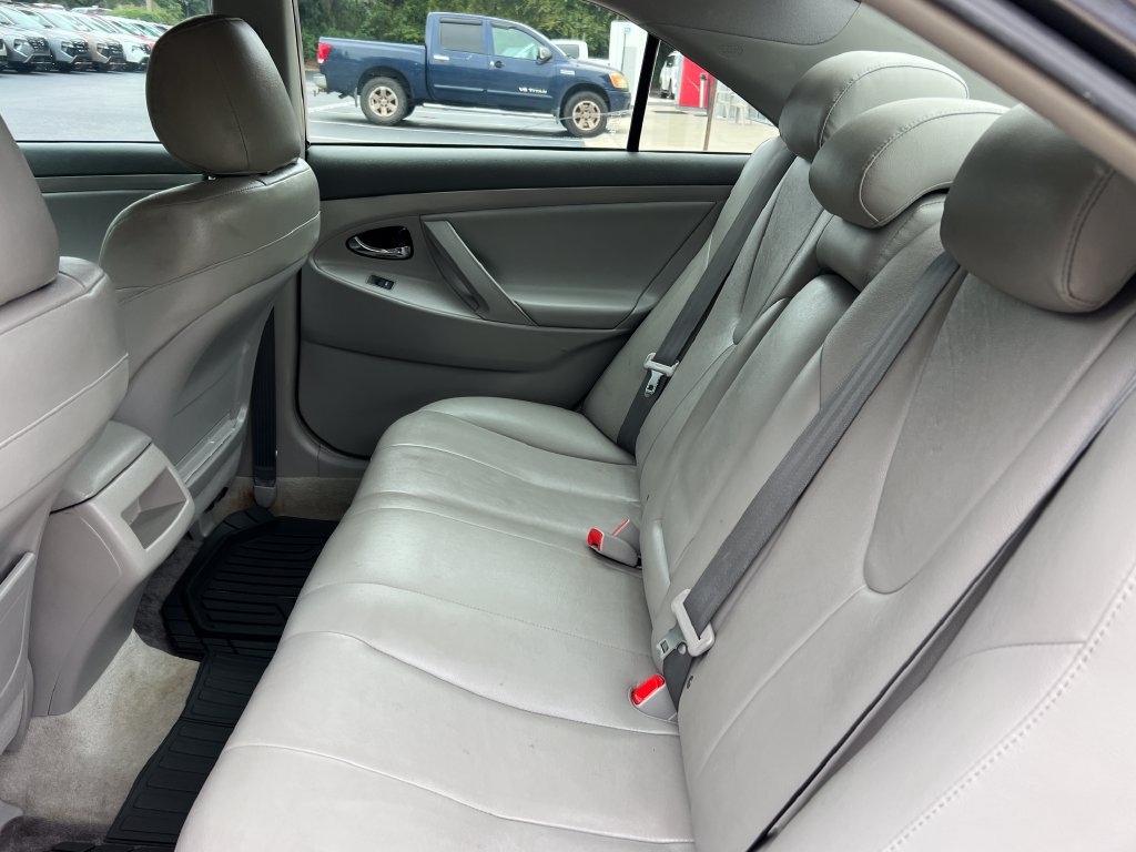 Used 2011 Toyota Camry LE w/ LE Extra-Value Pkg FWD image 15