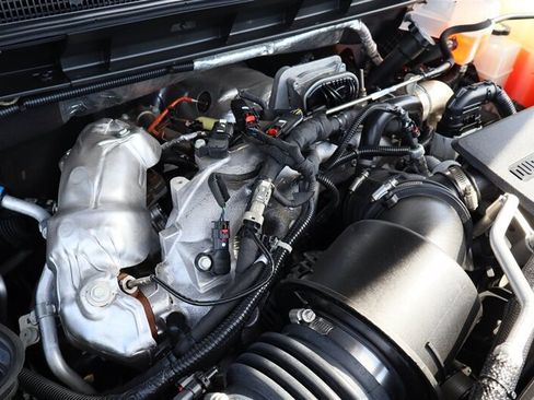 Used 2024 GMC Sierra 2500 AT4X AWD/4WD image 11