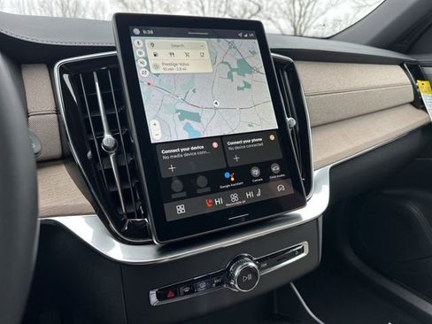 New 2026 Volvo XC90 B6 Plus w/ Protection Package Premier image 15