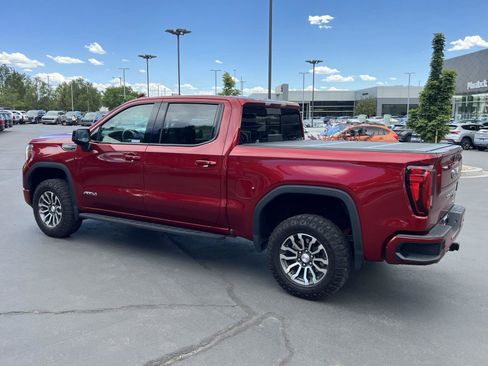 Used 2022 GMC Sierra 1500 AT4 w/ AT4 Premium Package AWD/4WD image 11
