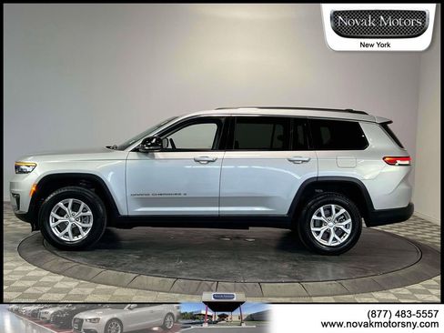 Used 2023 Jeep Grand Cherokee L Limited AWD/4WD image 5
