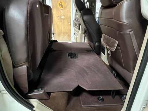 Used 2016 RAM 3500 Laramie Longhorn image 16