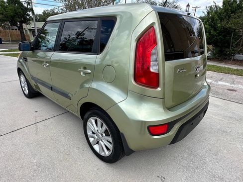 Used 2013 Kia Soul + image 7