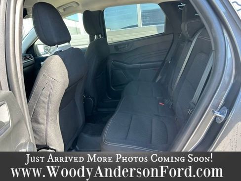 Used 2023 Ford Escape Active w/ Cold Weather Package image 8