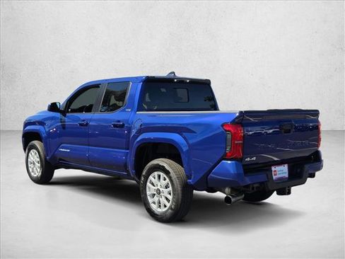 Certified 2025 Toyota Tacoma SR5 image 8