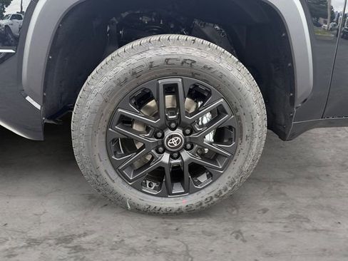 New 2026 Toyota Tundra Limited AWD/4WD image 9