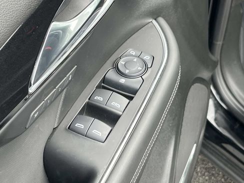 Used 2025 Buick Envision Preferred AWD/4WD image 24