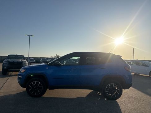 Used 2021 Jeep Compass Trailhawk w/ Convenience Group image 12