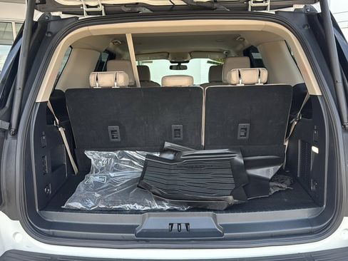 Used 2022 Ford Expedition XLT AWD/4WD image 27