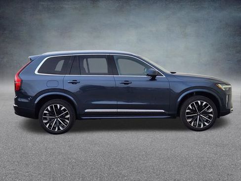 New 2026 Volvo XC90 B6 Plus w/ Protection Package Premier image 8
