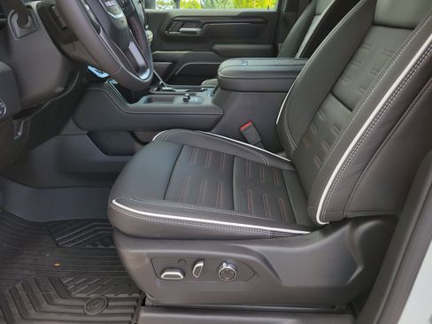 New 2025 GMC Sierra 2500 AT4X w/ AT4X AEV Edition image 6