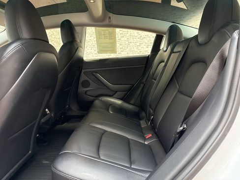 Used 2023 Tesla Model 3 Standard Range image 15