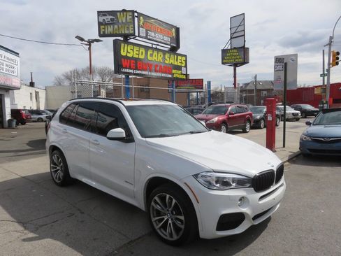 Used 2016 BMW X5 xDrive50i image 3