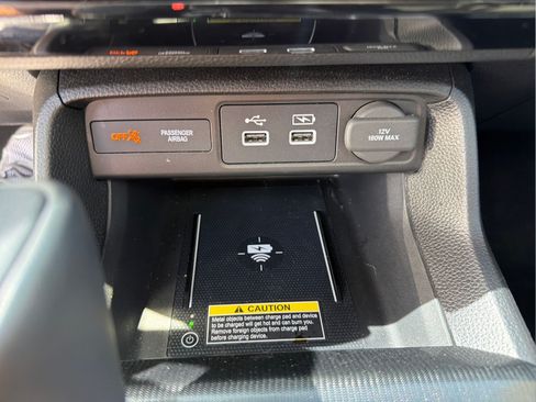 Used 2024 Honda Civic Touring image 19