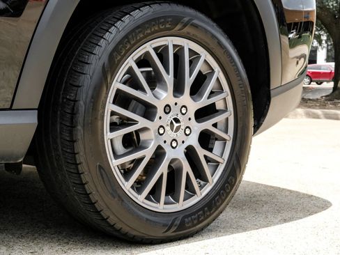Used 2021 Mercedes-Benz GLE 350 w/ Premium Package image 71