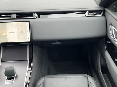 New 2026 Land Rover Range Rover Velar Dynamic SE image 28
