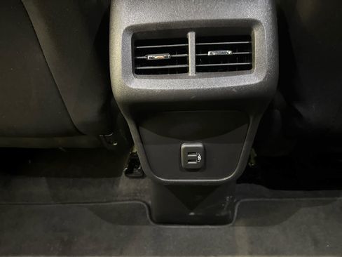 Certified 2024 Chevrolet Equinox LT image 12