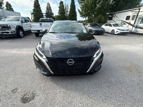 Used 2025 Nissan Altima 2.5 S FWD image 2