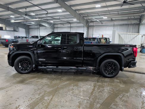 Used 2024 GMC Sierra 1500 Elevation w/ Preferred Package AWD/4WD image 5