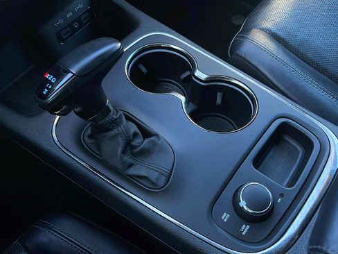 Used 2019 Dodge Durango R/T w/ Technology Group image 15