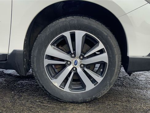 Used 2018 Subaru Outback 2.5i Limited image 25