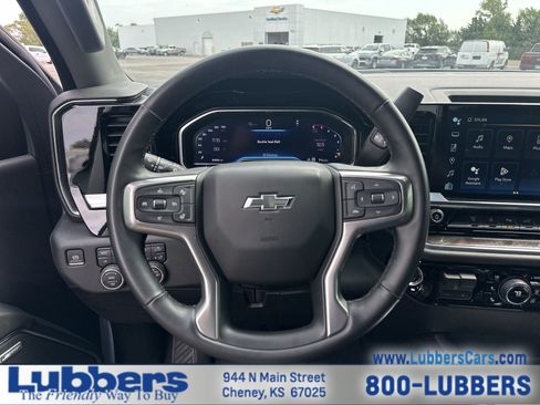 Used 2025 Chevrolet Silverado 2500 LTZ w/ LTZ Plus Package AWD/4WD image 14