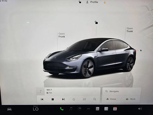 Used 2023 Tesla Model 3 Standard Range RWD image 16
