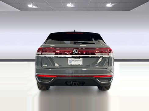 Used 2026 Volkswagen Atlas Cross Sport SE FWD image 10