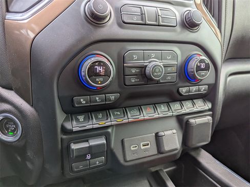 Used 2022 Chevrolet Silverado 3500 High Country w/ Safety Package II image 28