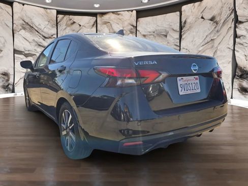 Used 2020 Nissan Versa SV image 8