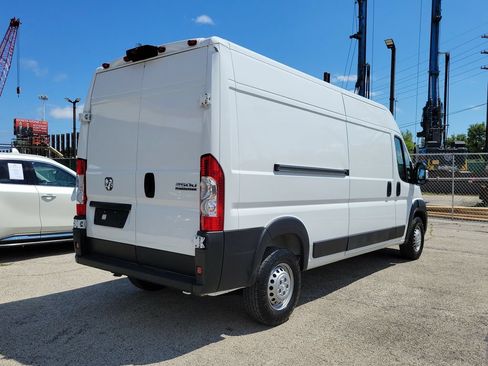 Used 2025 RAM ProMaster 2500 w/ Convenience Group FWD image 4