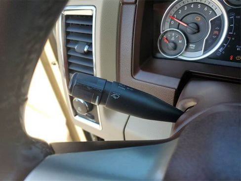 Used 2013 RAM 1500 Laramie w/ Convenience Group image 14