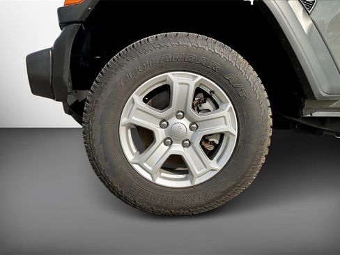 Used 2019 Jeep Wrangler Unlimited Sport S image 34