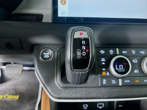 Used 2024 Land Rover Defender 90 S AWD/4WD image 19