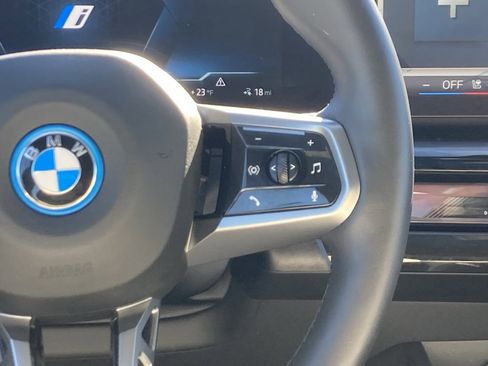 Used 2025 BMW i5 xDrive40 w/ M Sport Package image 13