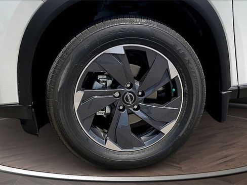 New 2026 Nissan Rogue SV image 11