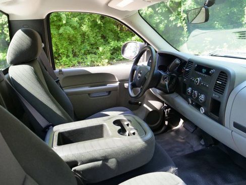 Used 2011 GMC Sierra 1500 W/T RWD image 22