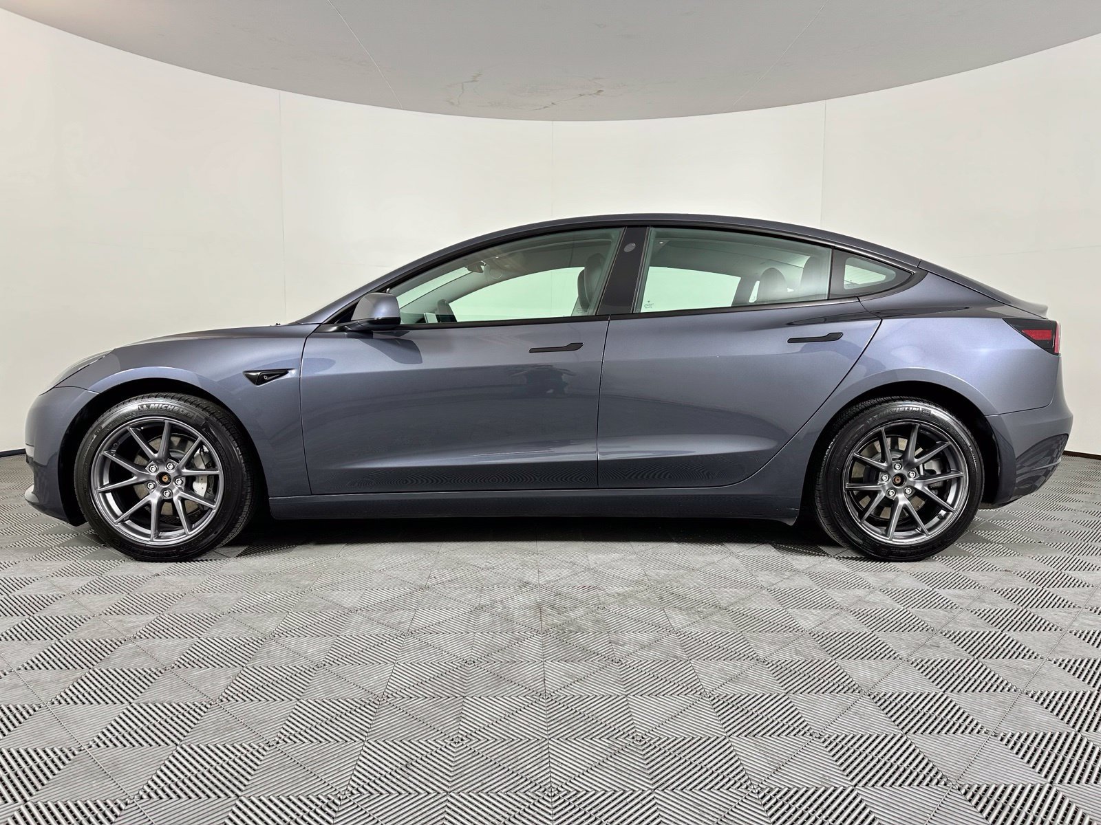 Used 2023 Tesla Model 3 Long Range AWD/4WD image 14