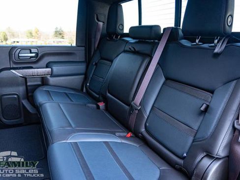 Used 2023 GMC Sierra 2500 Denali w/ Denali Ultimate Package AWD/4WD image 30