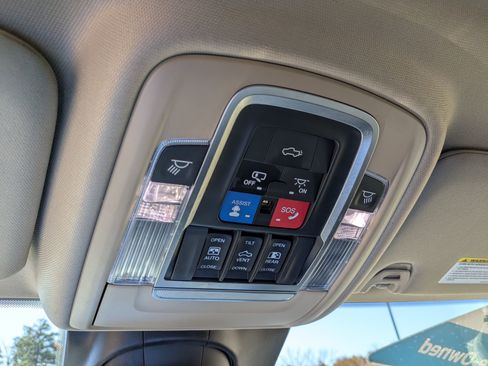 Used 2019 RAM 2500 Laramie image 27