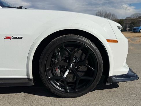 Used 2014 Chevrolet Camaro Z/28 image 8